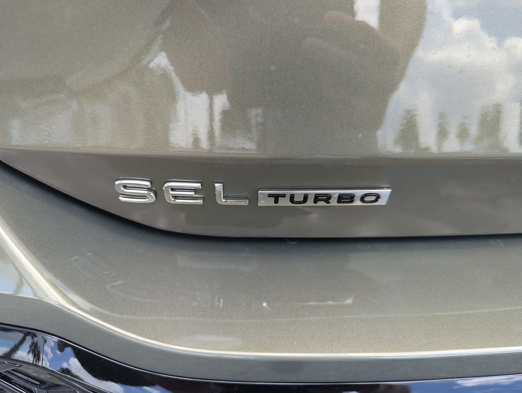 New 2026 Volkswagen Tiguan SEL R-Line AWD/4WD image 22