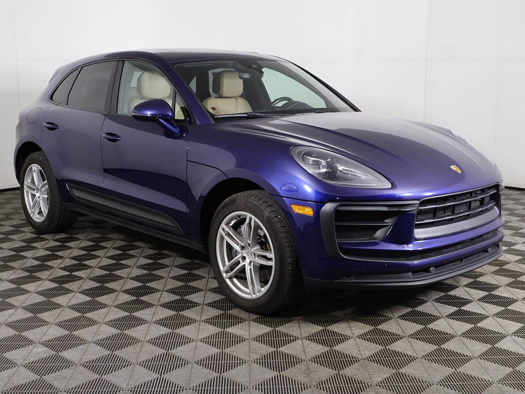 Used 2022 Porsche Macan image 2