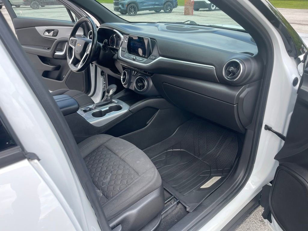 Used 2021 Chevrolet Blazer LT FWD image 19