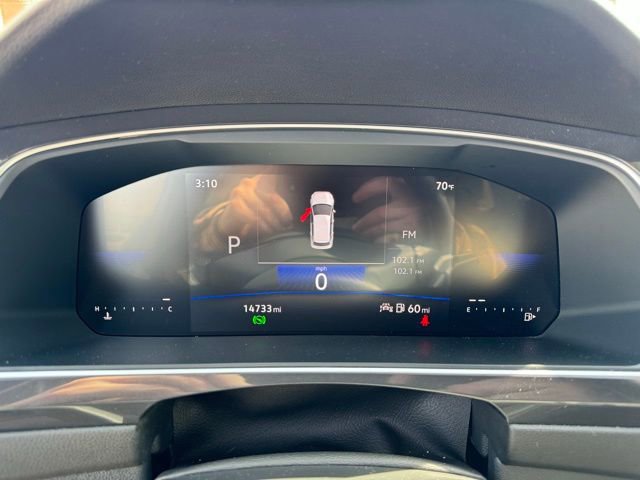 Certified 2024 Volkswagen Tiguan SE image 15