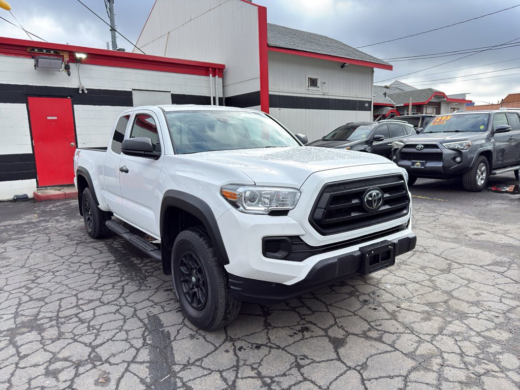 Used 2022 Toyota Tacoma SR w/ SX Package image 8