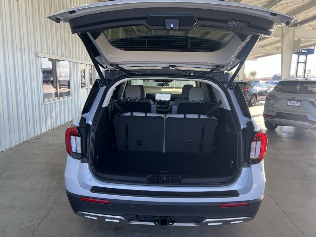 New 2026 Ford Explorer Active image 21