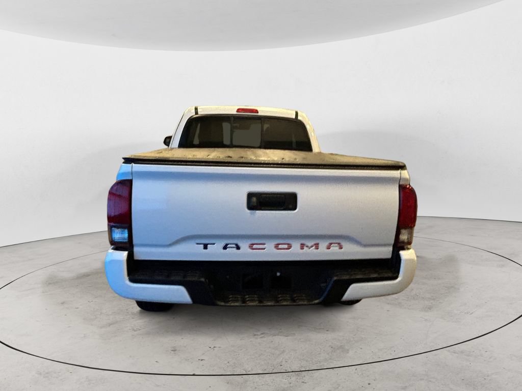 Used 2022 Toyota Tacoma SR w/ SR Convenience Package RWD image 4
