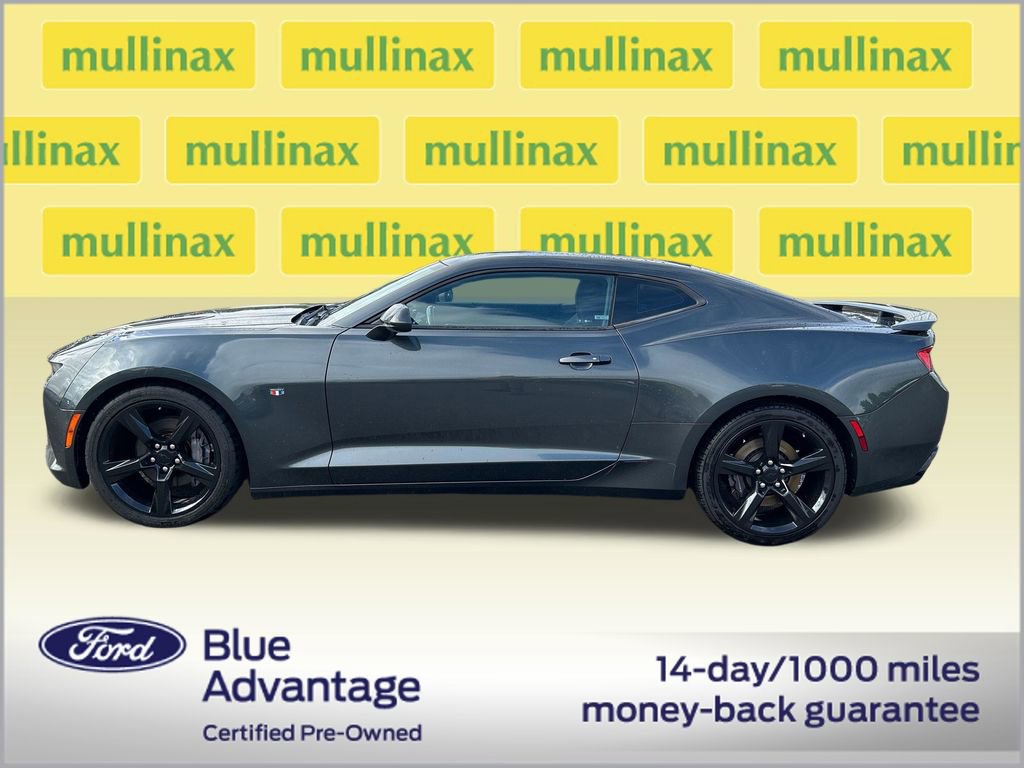 Used 2018 Chevrolet Camaro SS RWD image 13