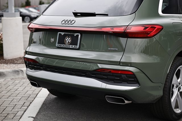New 2025 Audi Q5 Prestige image 9