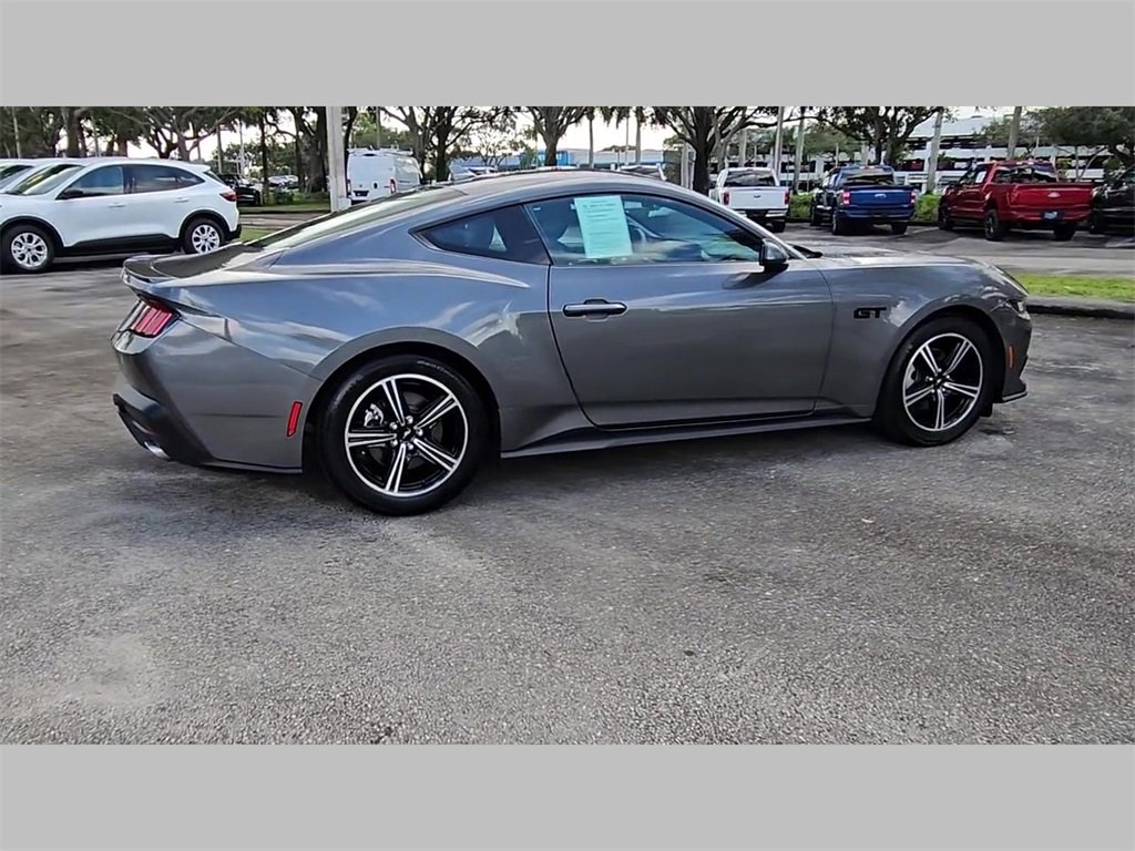 Used 2025 Ford Mustang Premium image 31