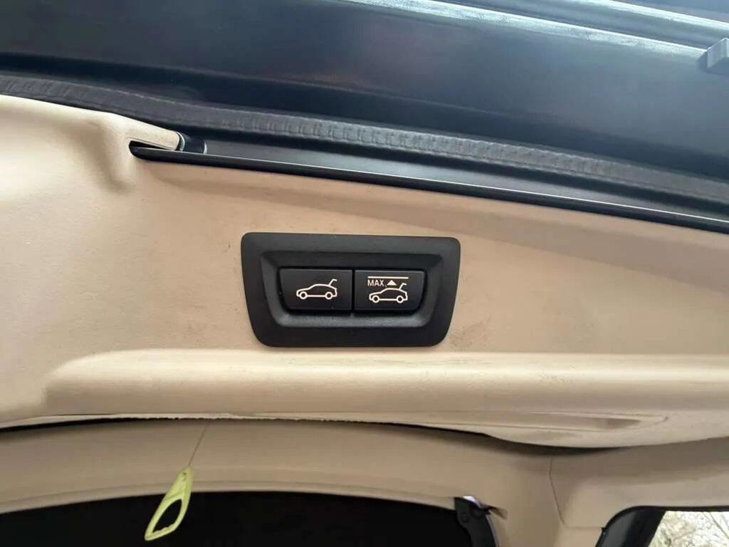 Used 2014 BMW 535i Gran Turismo xDrive image 27