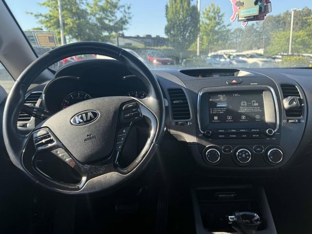 Used 2018 Kia Forte S w/ S Technology Package FWD image 4