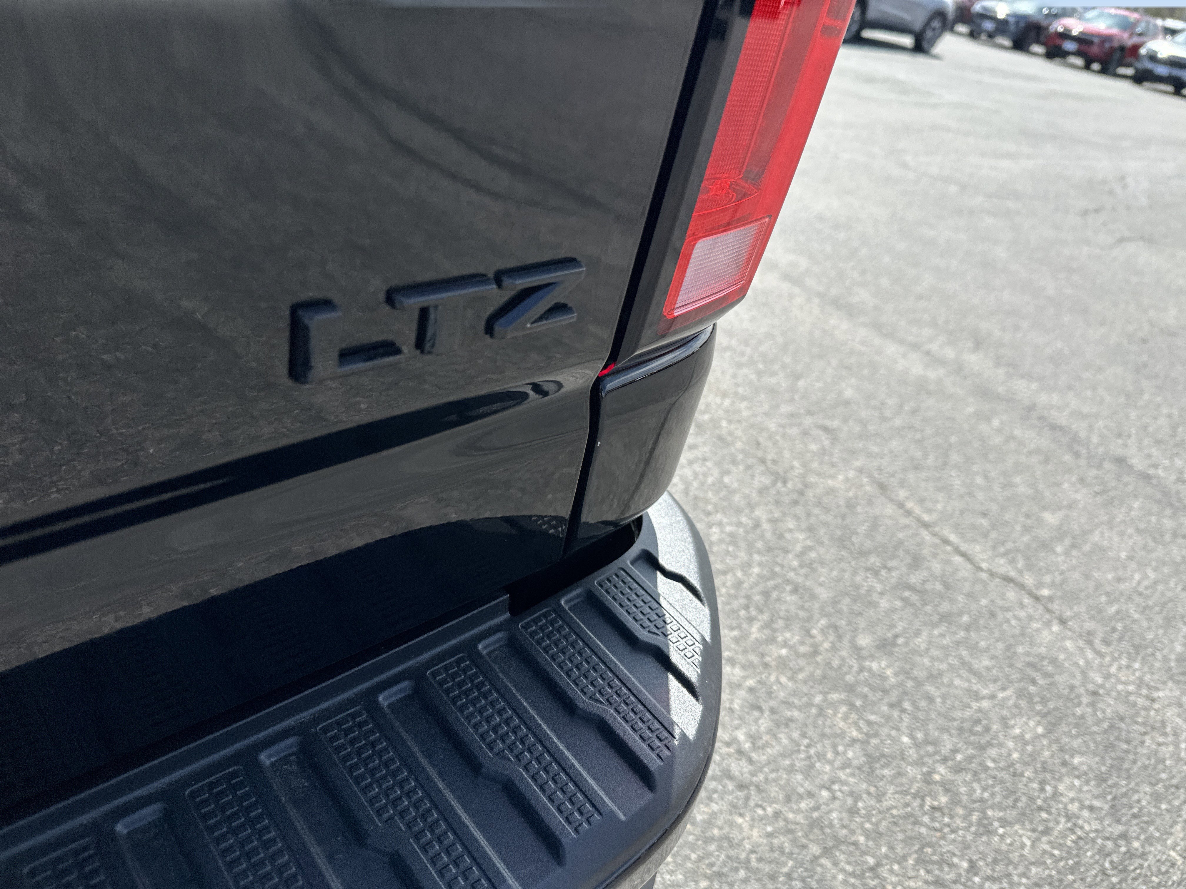 New 2026 Chevrolet Silverado 2500 LTZ w/ LTZ Plus Package AWD/4WD image 9