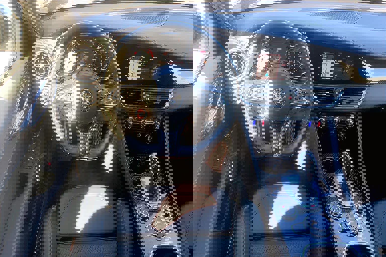 Used 2023 Alfa Romeo Giulia Quadrifoglio w/ Active Assist Plus Package image 5