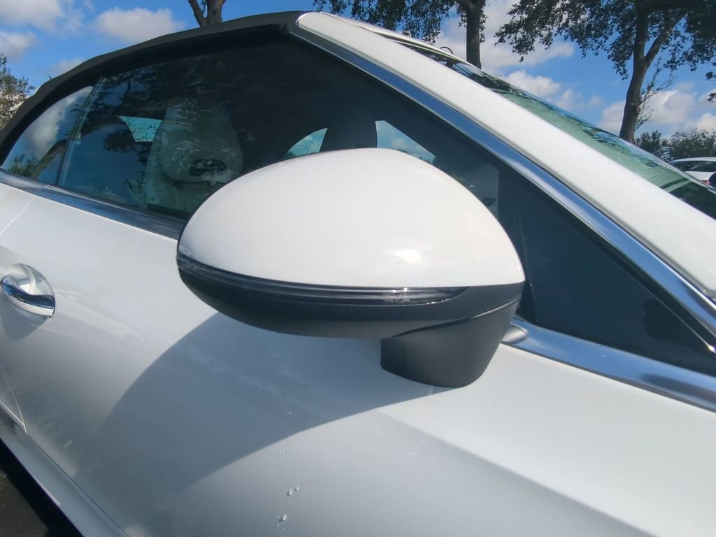 Used 2024 Mercedes-Benz CLE 300 4MATIC Cabriolet image 22