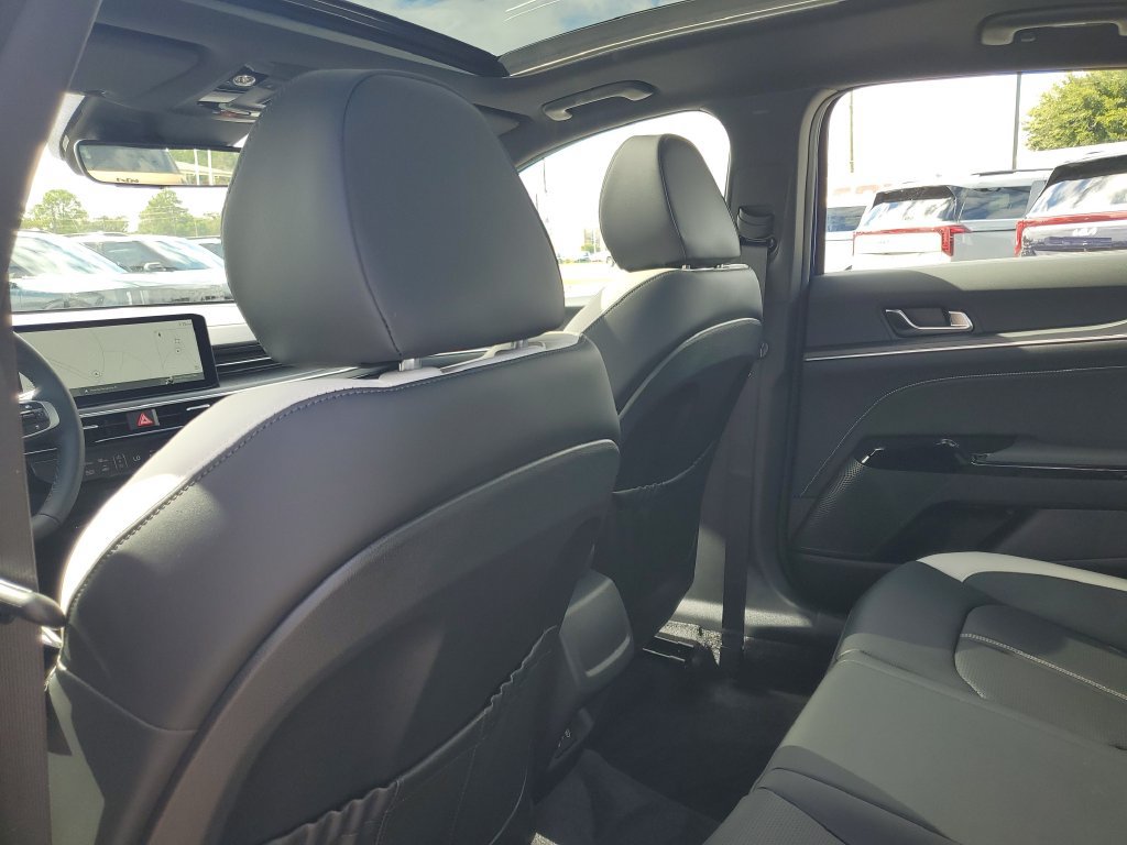 New 2027 Kia K5 GT-Line FWD image 23