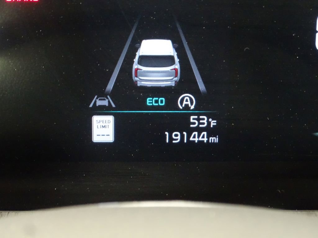 Used 2024 Kia Telluride EX w/ EX Captain's Chair Package image 44