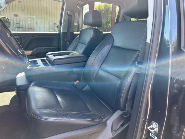 Used 2018 Chevrolet Silverado 1500 LTZ w/ Sport Package AWD/4WD image 18