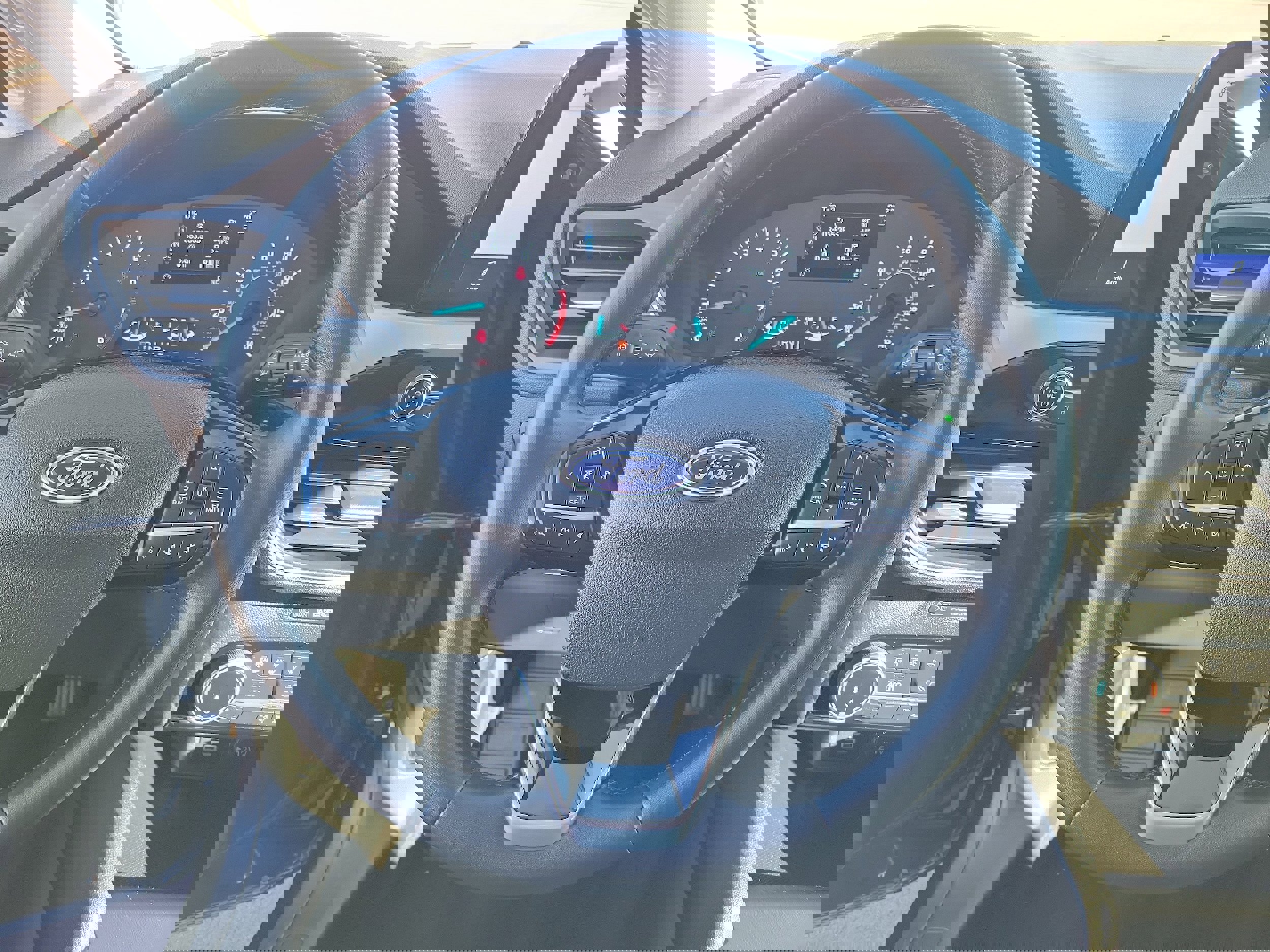 Certified 2022 Ford Escape SE w/ SE Sport Appearance Package image 23