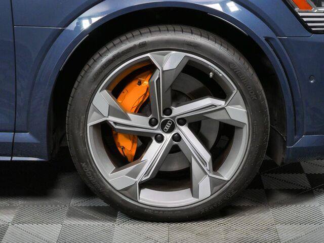 Used 2023 Audi e-tron S Prestige w/ Prestige Package AWD/4WD image 40