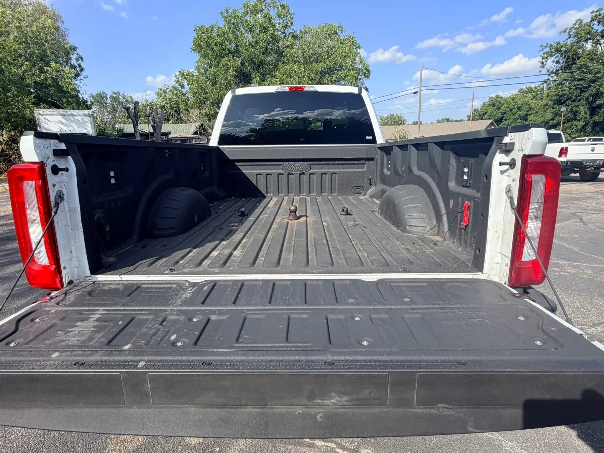 Used 2025 Ford F350 XLT AWD/4WD image 9
