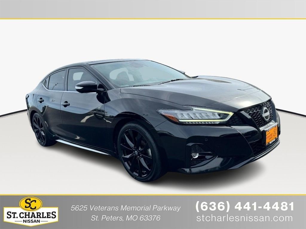 Used 2023 Nissan Maxima SR w/ Sport Mat Group image 1