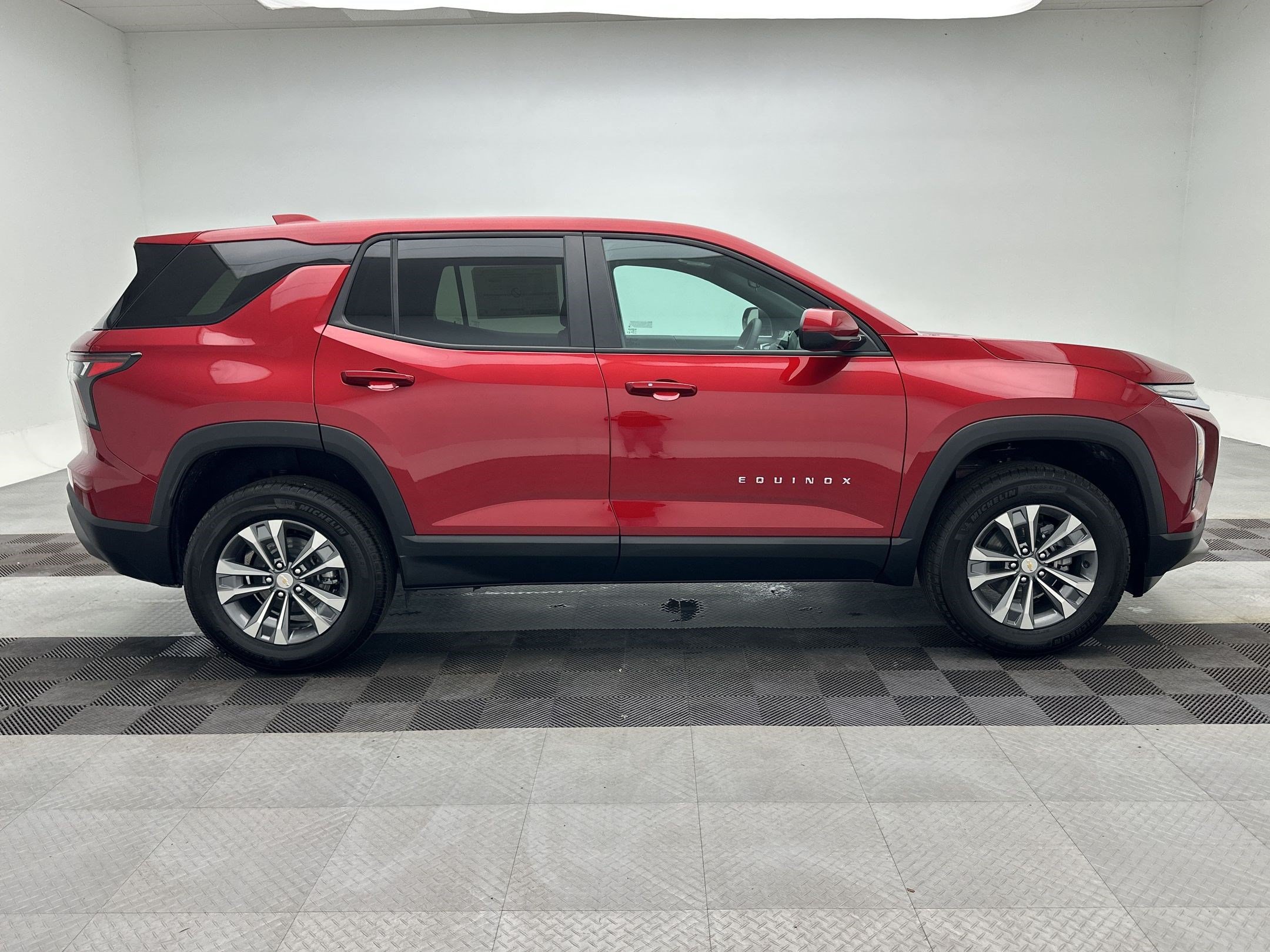 New 2027 Chevrolet Equinox LT AWD/4WD image 8