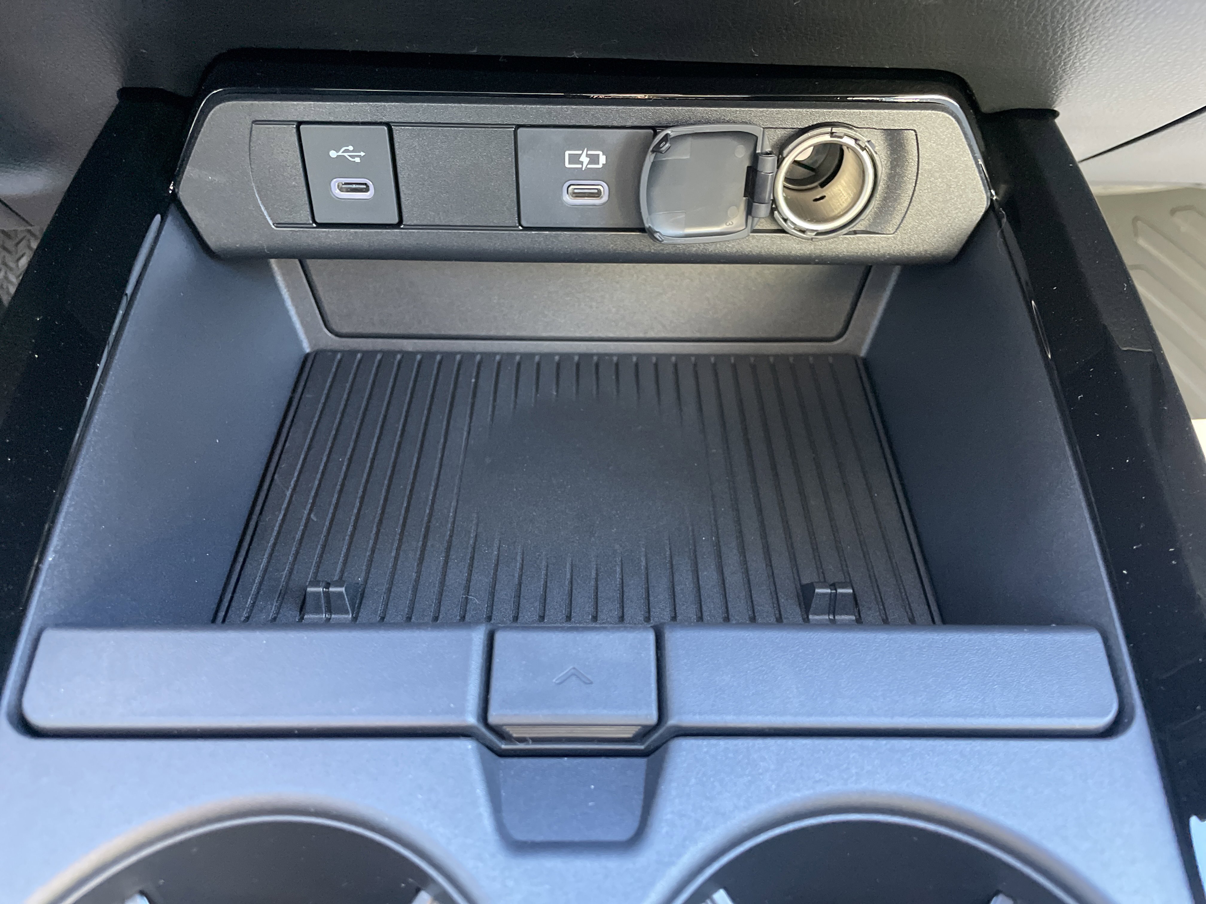 New 2026 Toyota Prius XLE image 16