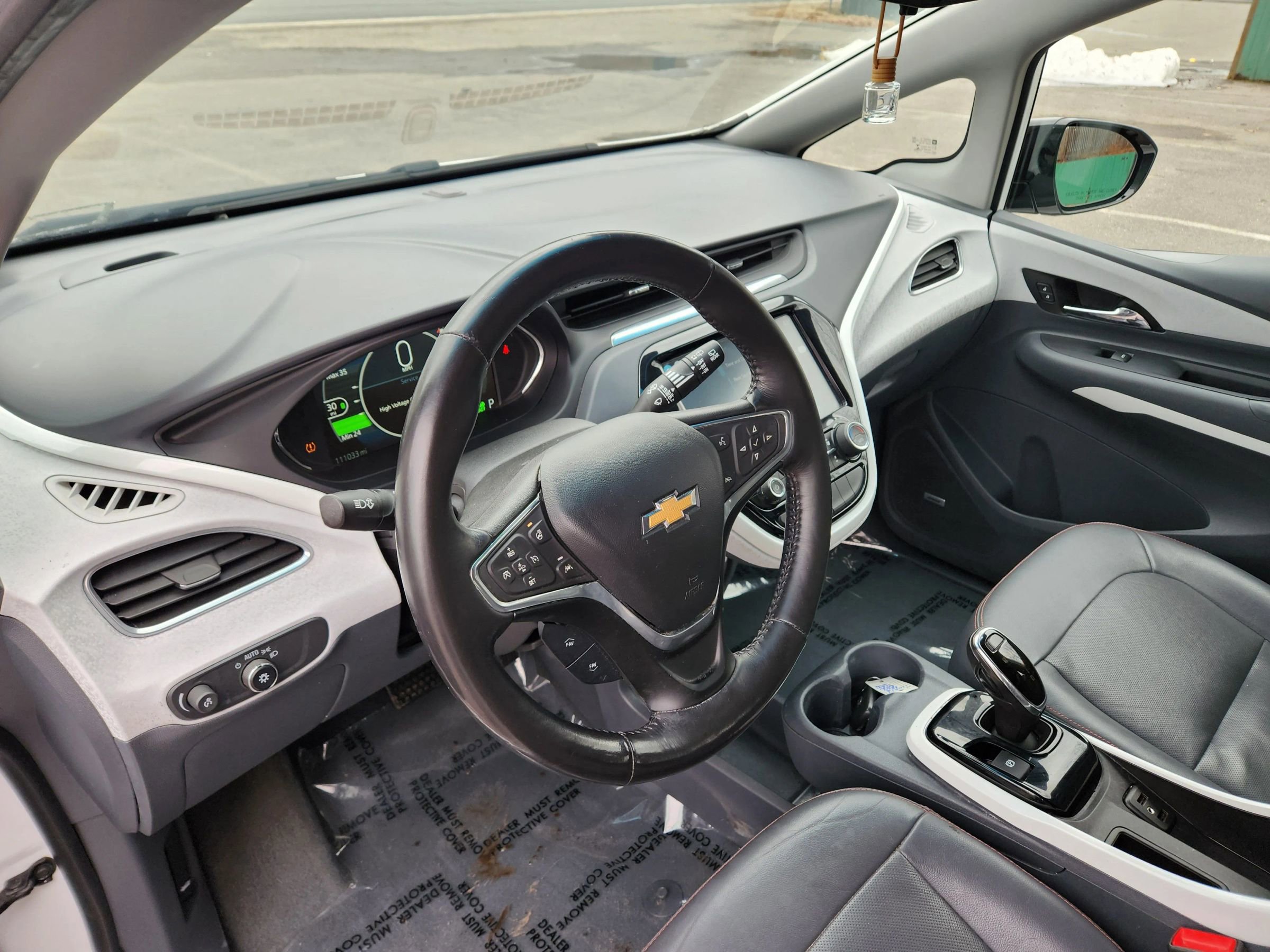 Used 2019 Chevrolet Bolt Premier w/ Infotainment Package image 24