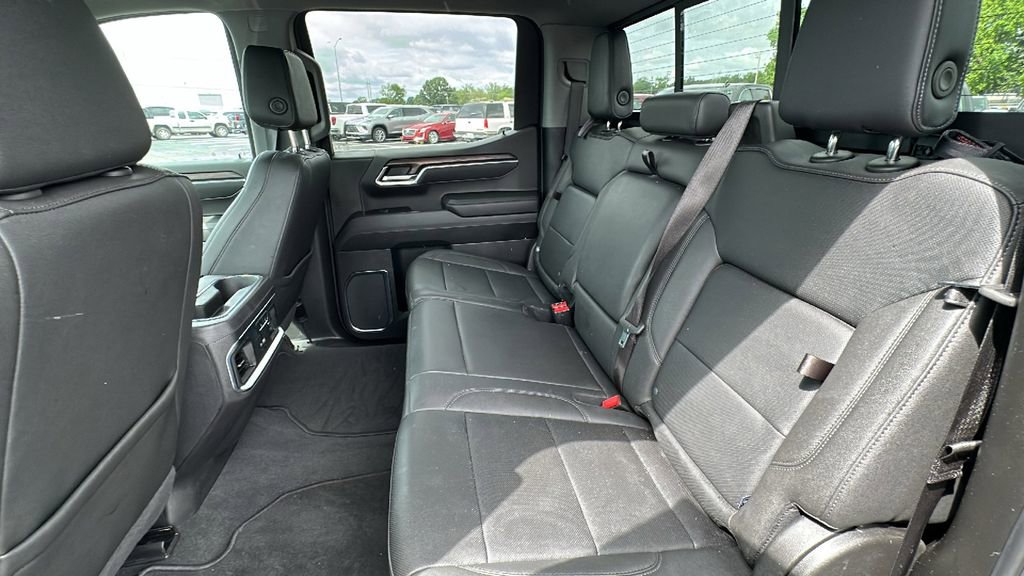 Used 2024 GMC Sierra 1500 SLT w/ SLT Premium Package AWD/4WD image 13