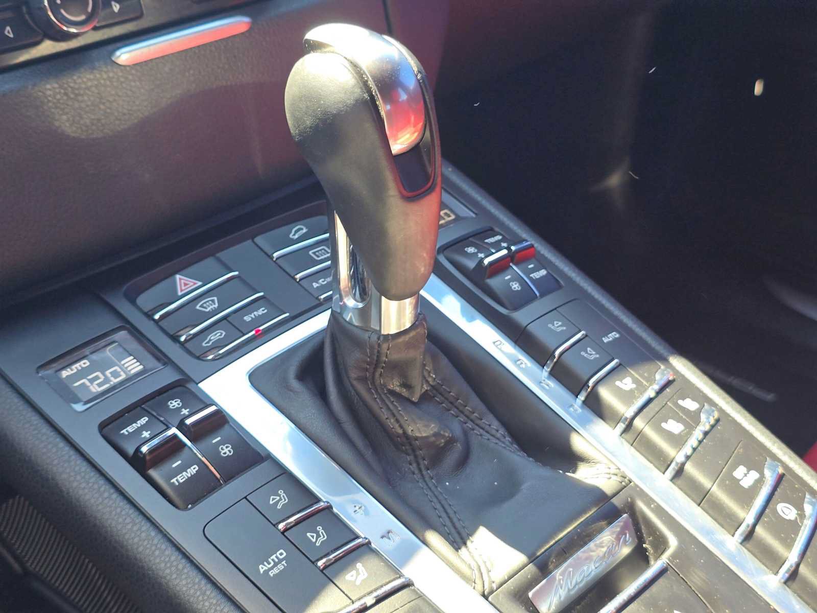Used 2016 Porsche Macan S AWD/4WD image 29