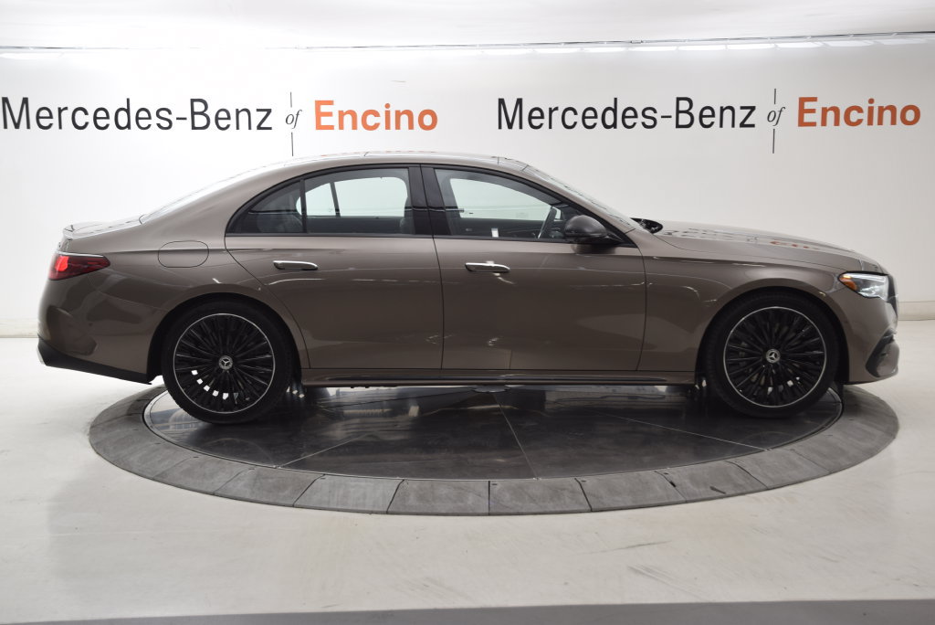 New 2026 Mercedes-Benz E 450 4MATIC Sedan image 7
