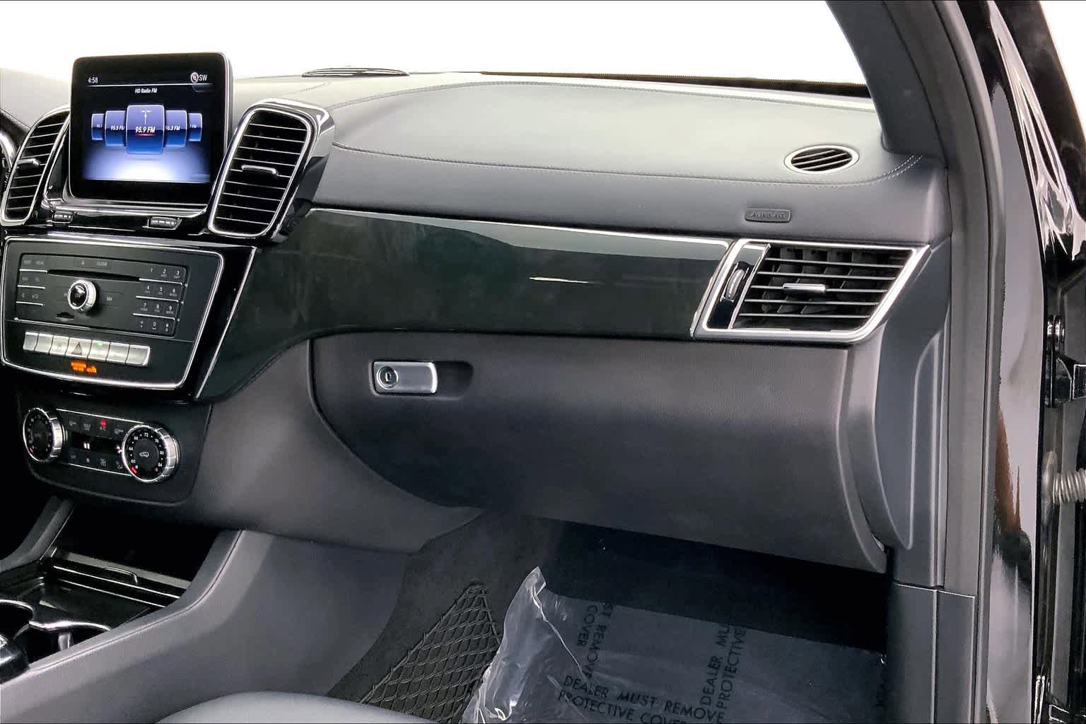 Used 2019 Mercedes-Benz GLS 450 4MATIC image 16