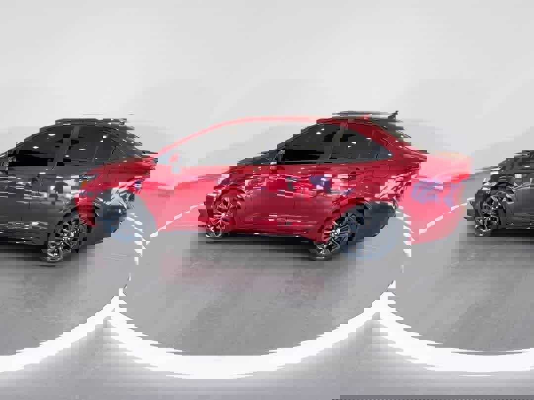 Used 2025 Toyota Corolla SE image 5