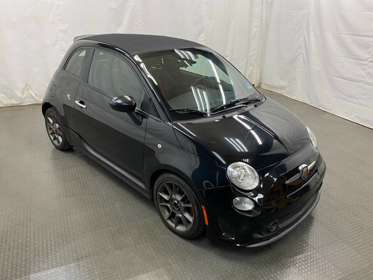 Used 2013 FIAT 500 Abarth w/ Comfort/Convenience Group image 2