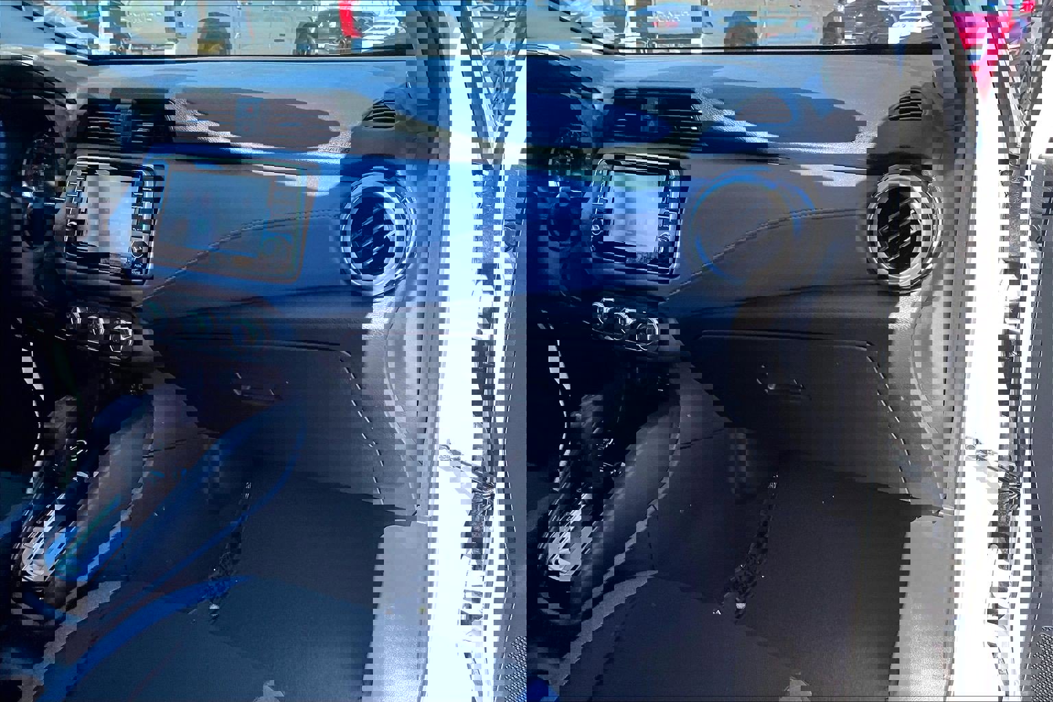 Used 2025 Nissan Versa SV w/ Trunk Package image 14