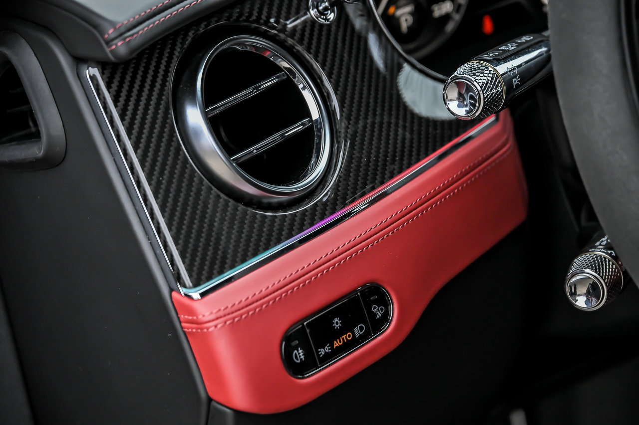 Used 2023 Bentley Continental GT V8 image 31