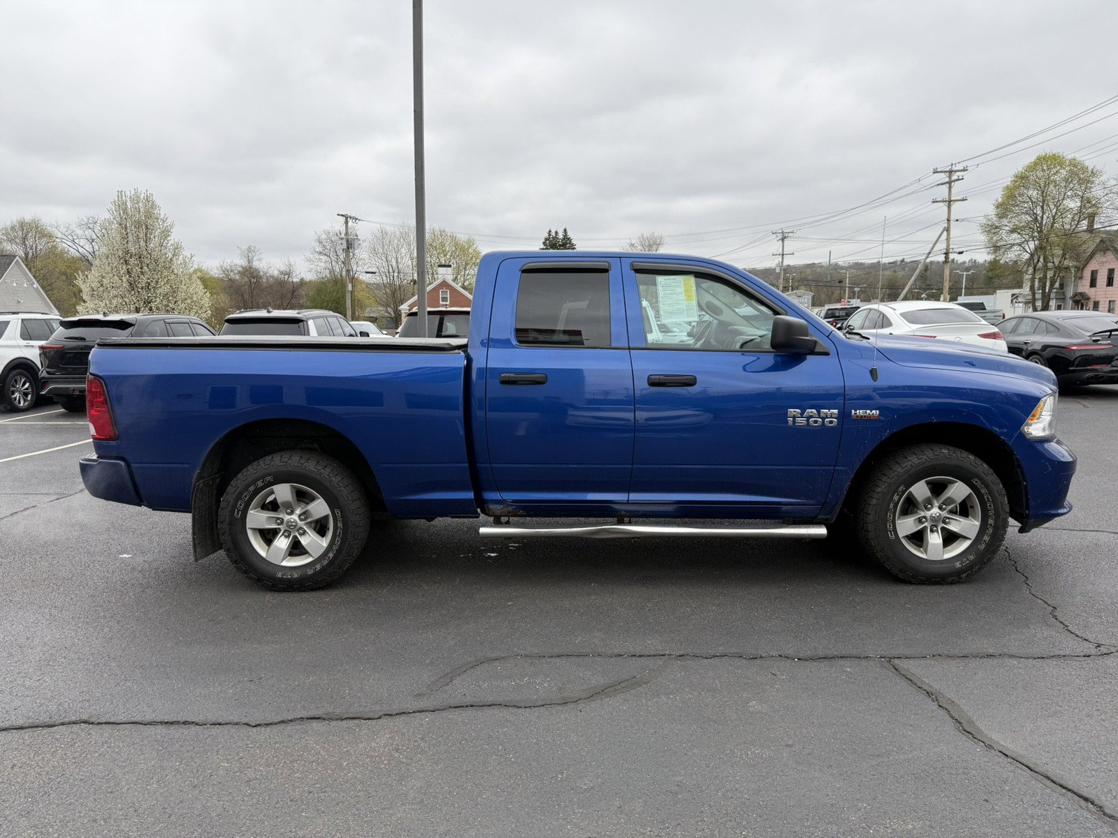Used 2017 RAM 1500 Express AWD/4WD image 5