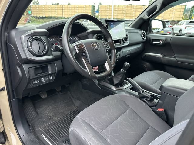 Used 2019 Toyota Tacoma TRD Off-Road image 9