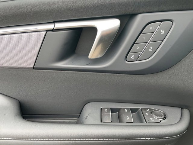 New 2026 Buick Enclave Sport Touring w/ Power Package image 11