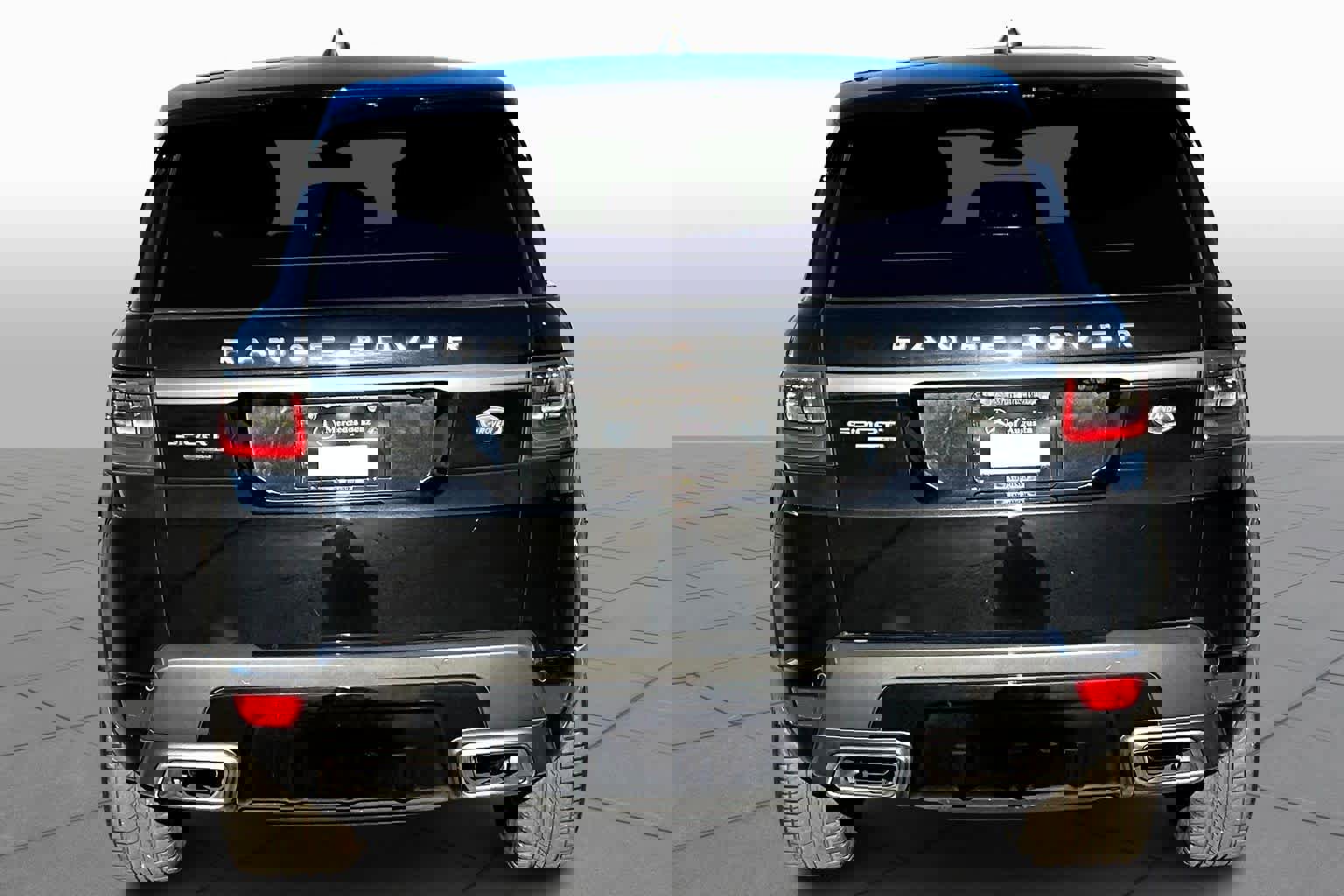 Used 2019 Land Rover Range Rover Sport HSE image 4