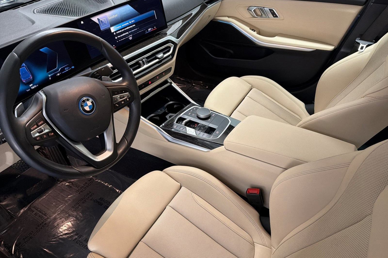 Certified 2023 BMW 330e w/ Driving Assistance Package image 4