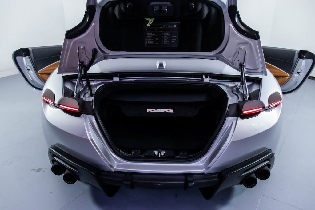 Certified 2025 Ferrari Roma Spider image 24