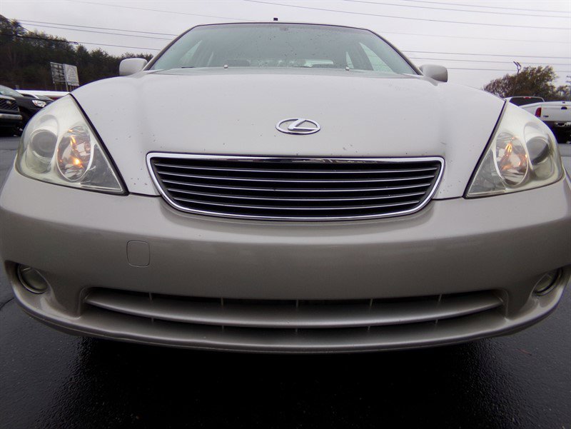 Used 2005 Lexus ES 330 Sedan image 4