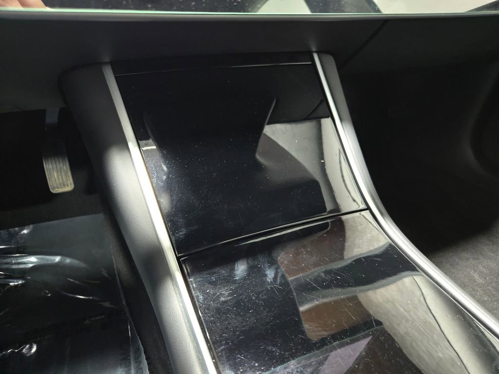 Used 2020 Tesla Model 3 Performance image 22