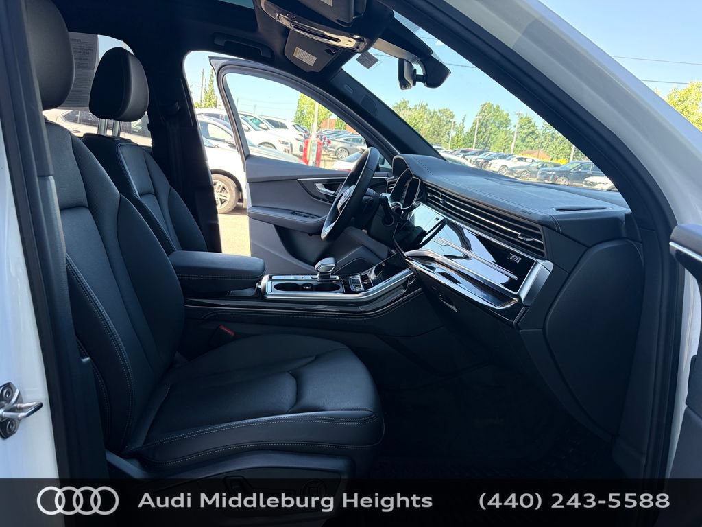 Certified 2025 Audi Q7 3.0T Premium Plus w/ Premium Plus Package AWD/4WD image 21