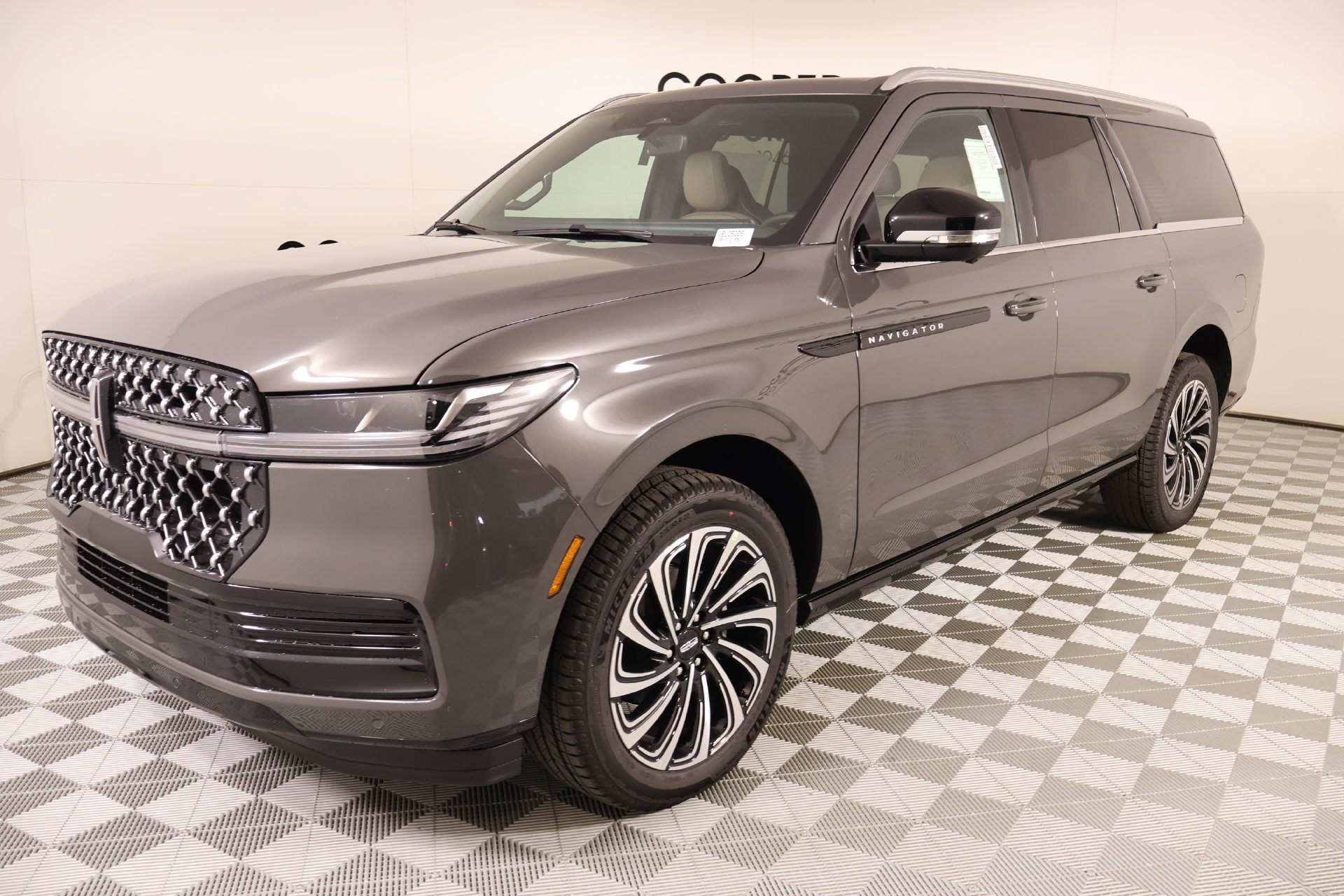 New 2027 Lincoln Navigator L Black Label AWD/4WD image 11