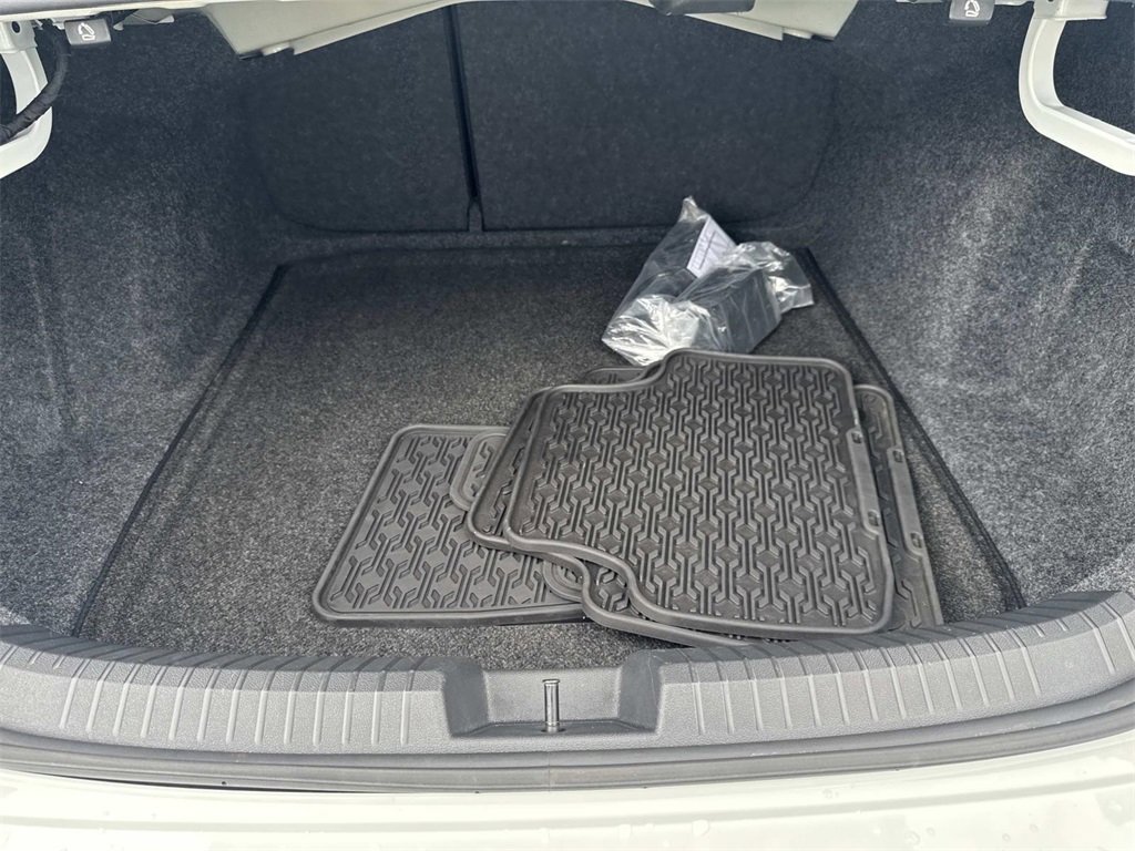 Used 2021 Volkswagen Jetta S w/ Driver Assistance Package image 7