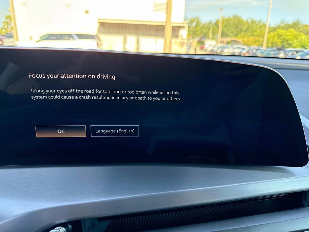 New 2026 Cadillac Vistiq Luxury image 24