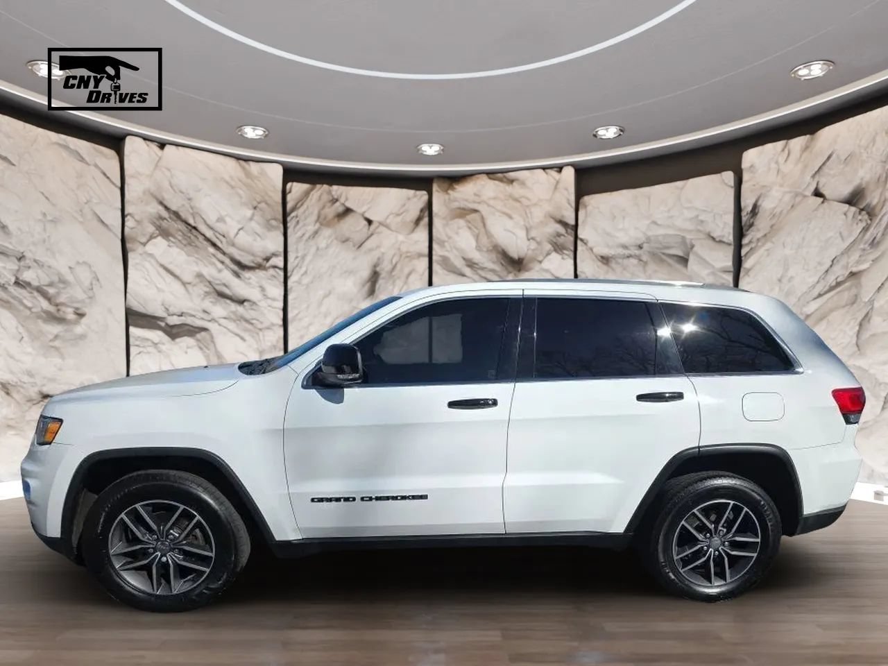 Used 2014 Jeep Grand Cherokee Limited AWD/4WD image 8