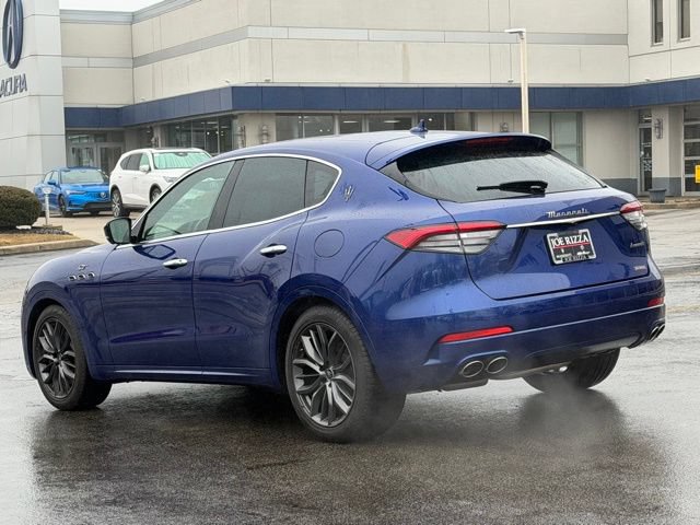 Used 2024 Maserati Levante GT Ultima AWD/4WD image 5