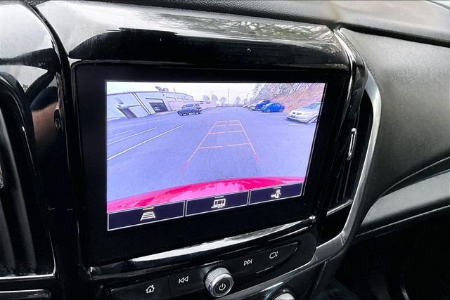 Used 2023 Chevrolet Traverse LT image 11