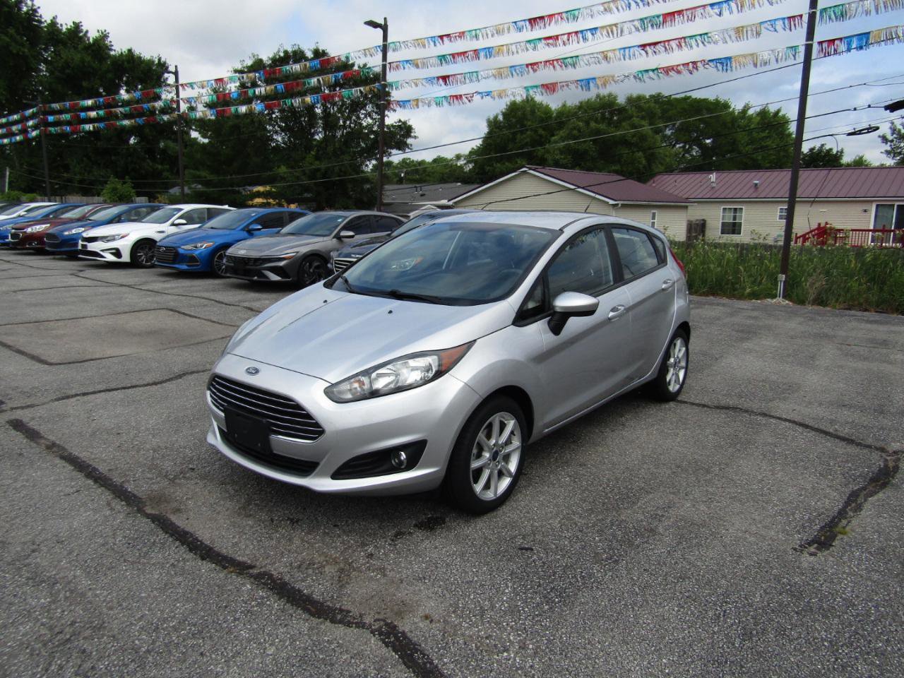 Used 2019 Ford Fiesta SE w/ Equipment Group 201A FWD image 3