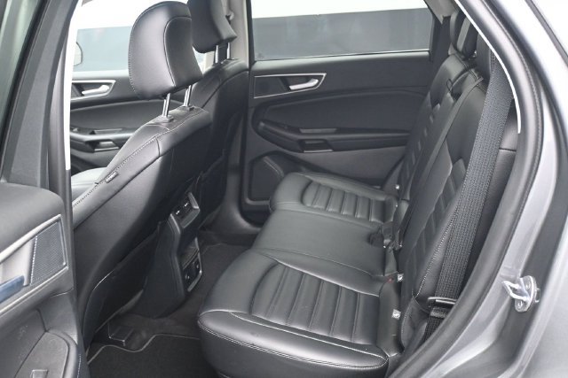 Certified 2024 Ford Edge SEL w/ Convenience Package AWD/4WD image 5